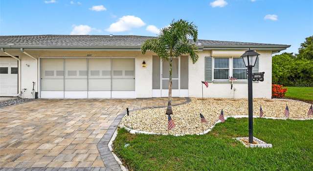 Photo of 2201 Hartlebury Way #2201, Sun City Center, FL 33573