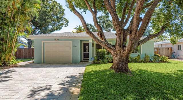 Photo of 1281 Robin Hood Ln, Dunedin, FL 34698