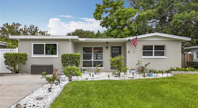 Photo of 1921 Ridgewood Dr, Clearwater, FL 33763