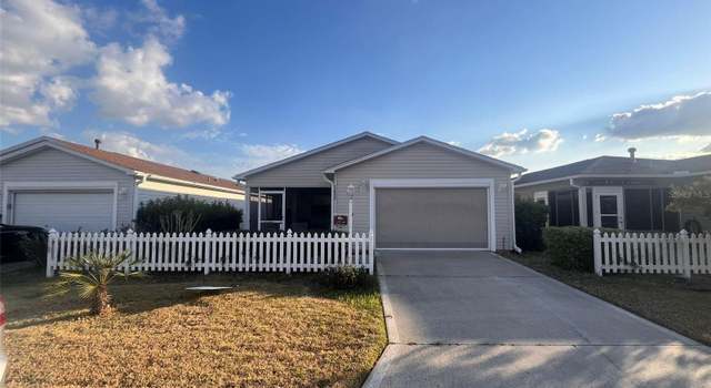 Photo of 2450 Southern Oak St, The Villages, FL 32162