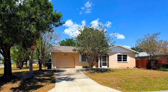 Photo of 610 Grove Ave NW, Port Charlotte, FL 33952