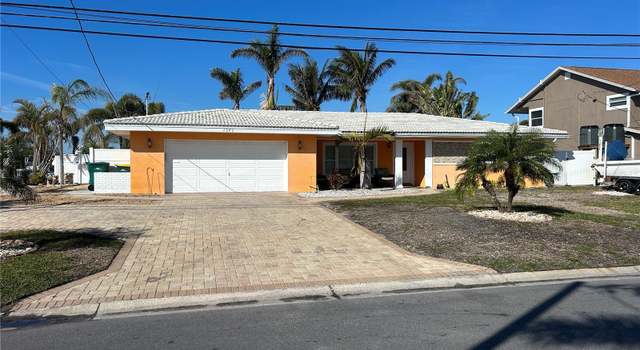 Photo of 1371 Sea Gull Dr S, St Petersburg, FL 33707
