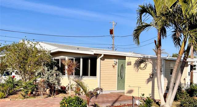 Photo of 108 1st Ave, Venice, FL 34285