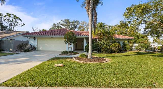 Photo of 1354 Lucaya Ave, Venice, FL 34285