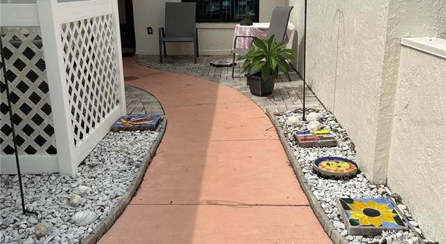 Photo of 7138 28th Avenue Dr W, Bradenton, FL 34209