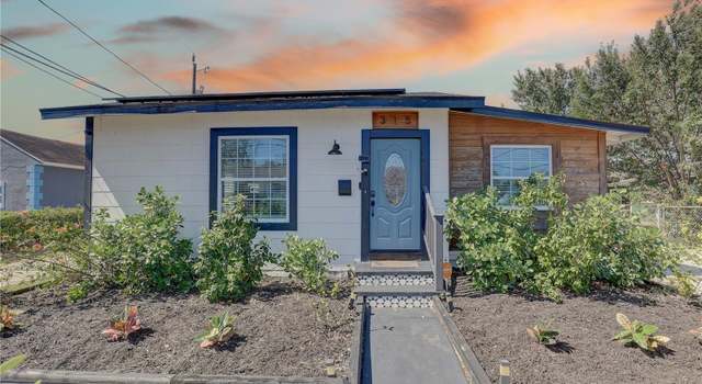 Photo of 315 40th St S, St Petersburg, FL 33711