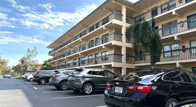 Photo of 515 30th Ave W Unit H303, Bradenton, FL 34205