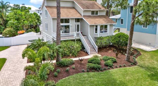 Photo of 748 Soundview Dr, Palm Harbor, FL 34683