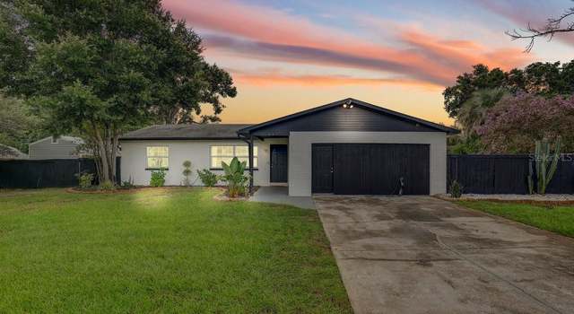 Photo of 612 E Wheeler Rd, Seffner, FL 33584