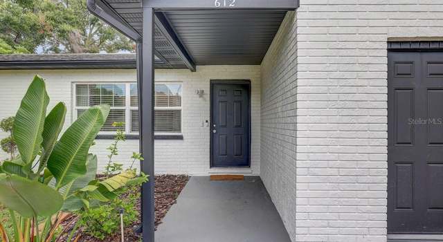 Photo of 612 E Wheeler Rd, Seffner, FL 33584