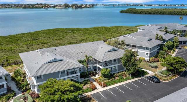 Photo of 1333 Perico Pointe Cir, Bradenton, FL 34209