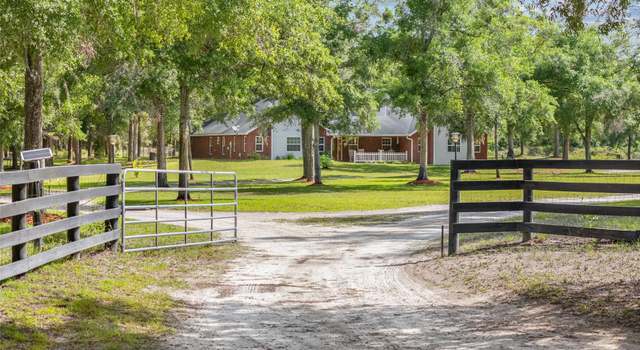 Photo of 1827 SW Shiloh St, Fort White, FL 32038