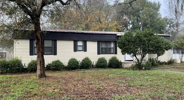 Photo of 3728 NE 59th Ave, Silver Springs, FL 34488