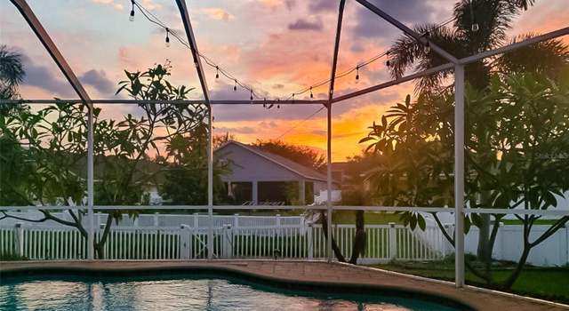 Photo of 8312 Moccasin Trail Dr, Riverview, FL 33578