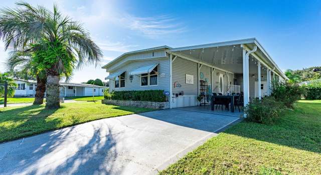 Photo of 38510 Stafford Dr, Zephyrhills, FL 33540