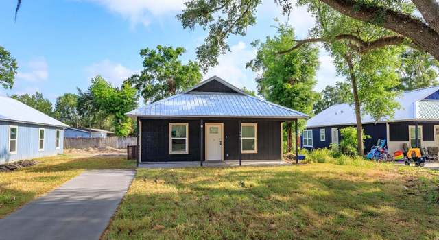 Photo of 646 NW 9th Ave, Webster, FL 33597