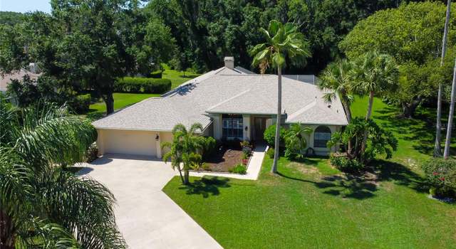 Photo of 3353 Wedgewood Way, Tarpon Springs, FL 34688