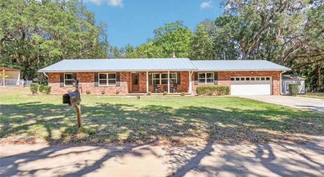 Photo of 42116 E Lakeview Dr, Altoona, FL 32702