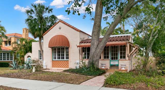 Photo of 2311 Brevard Rd NE, St Petersburg, FL 33704