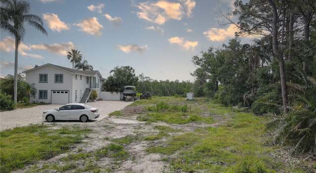 Photo of 8115 Bay Dr, Tampa, FL 33635