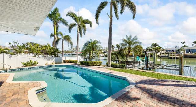 Photo of 7870 Causeway Blvd S, St Petersburg, FL 33707