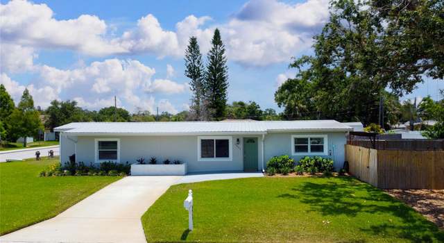 Photo of 3951 72nd St N, St Petersburg, FL 33709