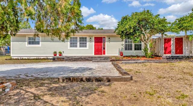Photo of 7421 Andre Dr, Zephyrhills, FL 33541
