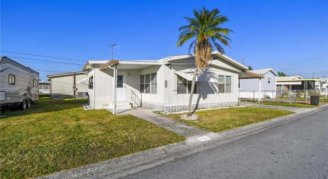 Photo of 1111 49th Avenue Dr W, Bradenton, FL 34207