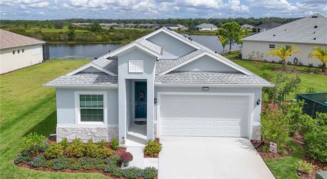 Photo of 8632 Bridgeport Bay Cir, Mount Dora, FL 32757