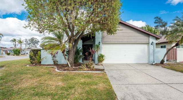 Photo of 691 Linden Dr, Englewood, FL 34223