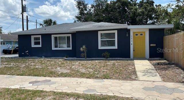 Photo of 243 45th St N, St Petersburg, FL 33713