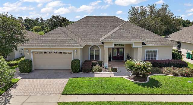 Photo of 1720 Edgewater Dr, Mount Dora, FL 32757