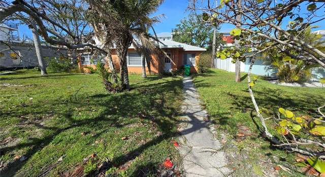 Photo of 2206 Avenue B, Bradenton Beach, FL 34217