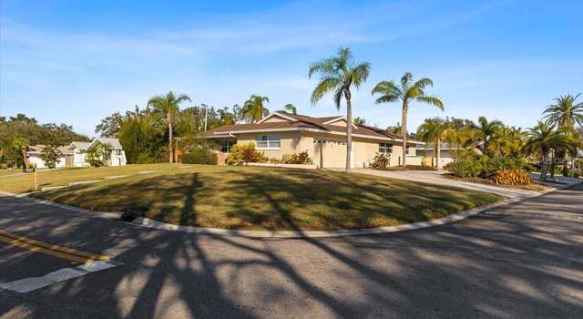 Photo of 4001 Harbor Hills Dr, Largo, FL 33770
