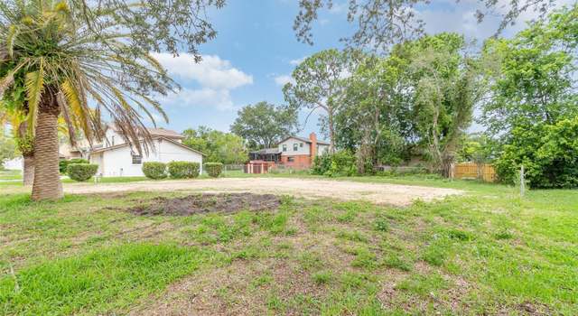 Photo of 1328 N Paradise Ln, Daytona Beach, FL 32119