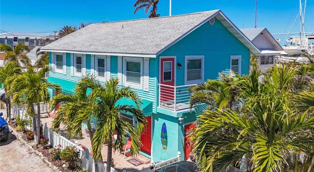 Photo of 308 2nd St N #202, Bradenton Beach, FL 34217