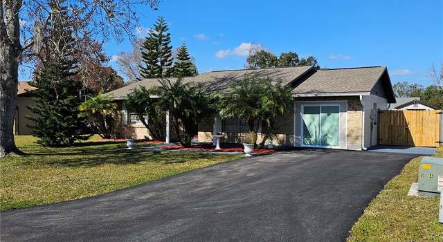 Photo of 213 Lone Pine Dr, Edgewater, FL 32132