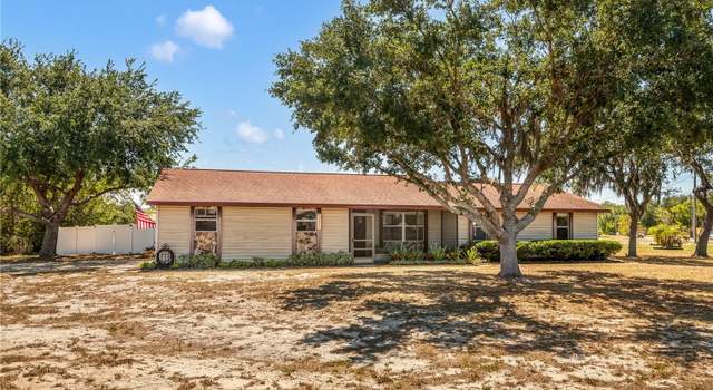 Photo of 211 Pierce St, Lake Wales, FL 33859