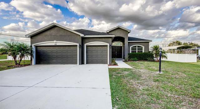 Photo of 1922 Berry Rd, Plant City, FL 33567