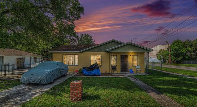 Photo of 3201 E Mcberry St, Tampa, FL 33610