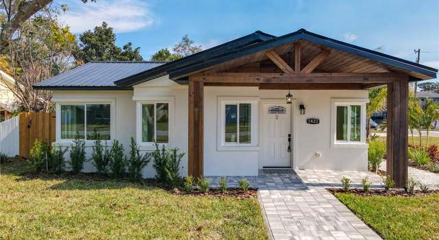 Photo of 1423 Palmetto St, New Smyrna Beach, FL 32168