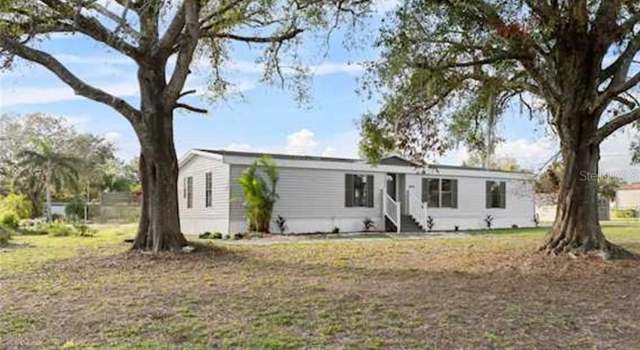 Photo of 5947 Silver Fox Dr, Winter Haven, FL 33884