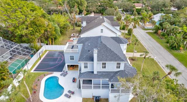 Photo of 3811 Bayside Cir, Bradenton, FL 34210