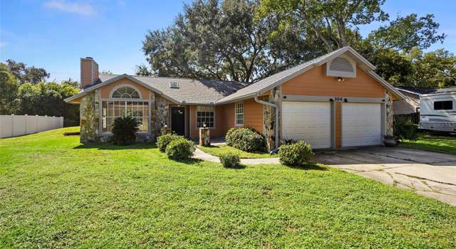Photo of 304 Hibiscus St, Chuluota, FL 32766