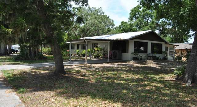 Photo of 601 W College Ave, Ruskin, FL 33570
