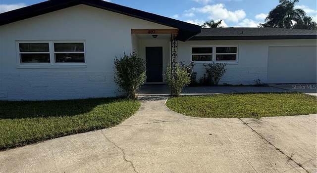 Photo of 897 45th Ave NE, Saint Petersburg, FL 33703