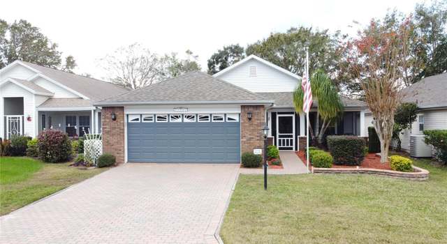 Photo of 25001 Cranes Roost Cir, Leesburg, FL 34748