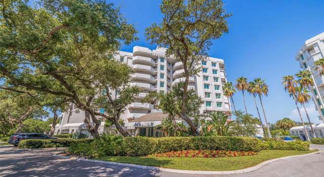 Photo of 1 Seaside Ln #104, Belleair, FL 33756