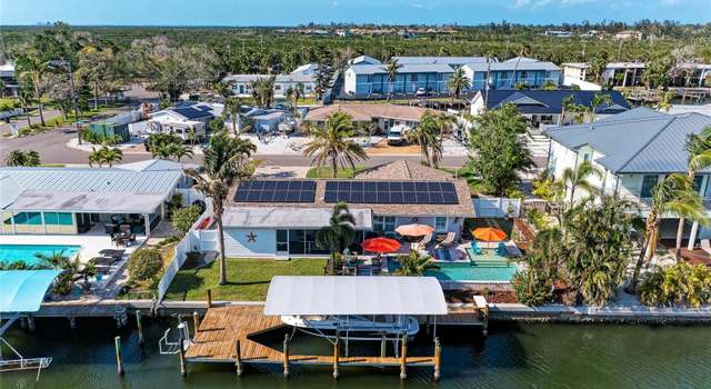 Photo of 10211 Sandpiper Rd E, Bradenton, FL 34209