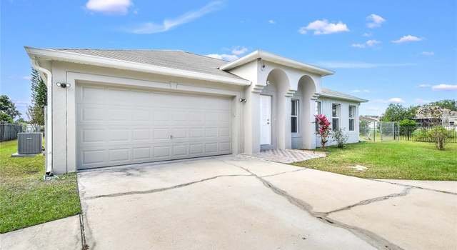 Photo of 650 Mesilla Dr, Kissimmee, FL 34758